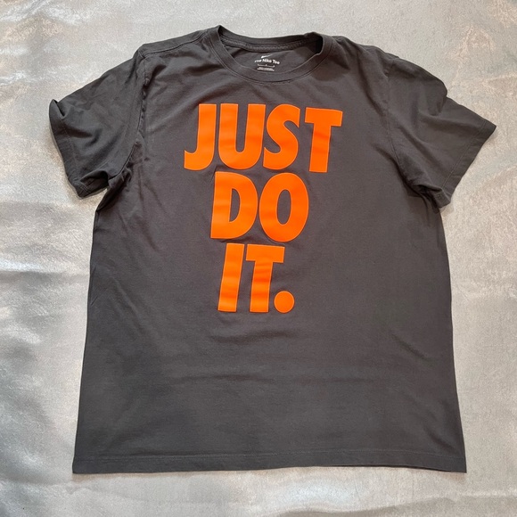 Adult Nike Tee - Picture 1 of 4